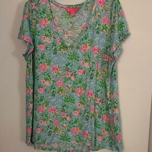 Lilly Pulitzer Disney WDW Floral V-Neck Tee in Aqua with Pink & Green Print
